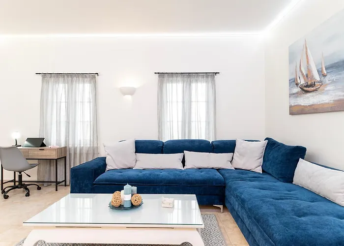 Irene Royale - Pool - Sea View - Free Cruise *