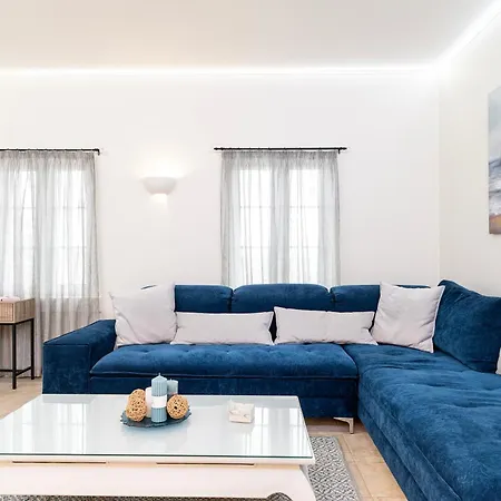 Irene Royale - Pool - Sea View - Free Cruise *