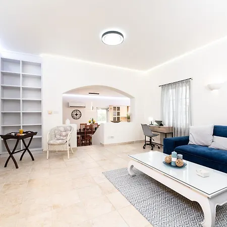 Irene Royale - Pool - Sea View - Free Cruise Tigaki