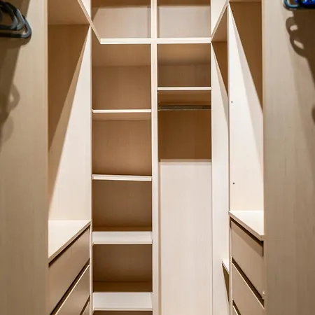 Irene Royale - Pool - Sea View - Free Cruise