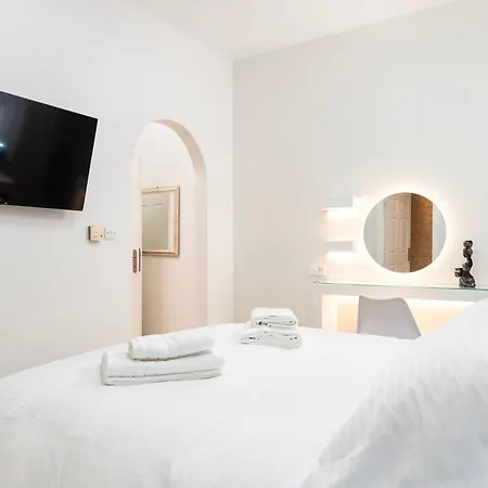 Irene Royale - Pool - Sea View - Free Cruise Tigaki