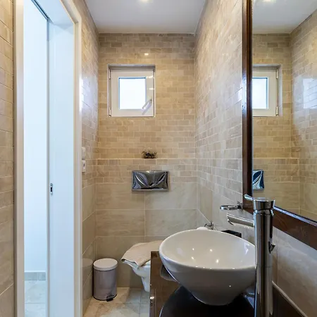 Vilă Irene Royale - Pool - Sea View - Free Cruise Tigaki