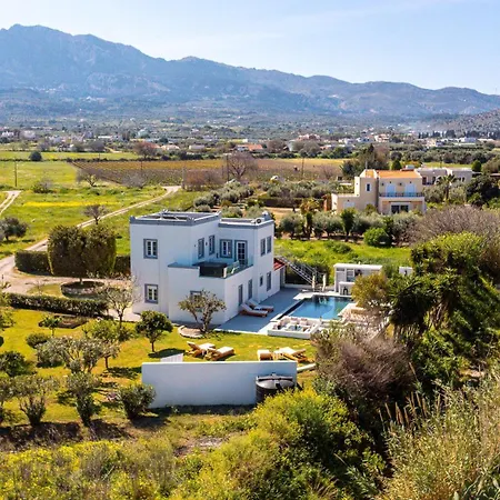 Irene Royale - Pool - Sea View - Free Cruise * Tigaki