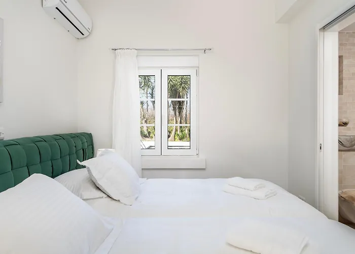 Irene Royale - Pool - Sea View - Free Cruise *