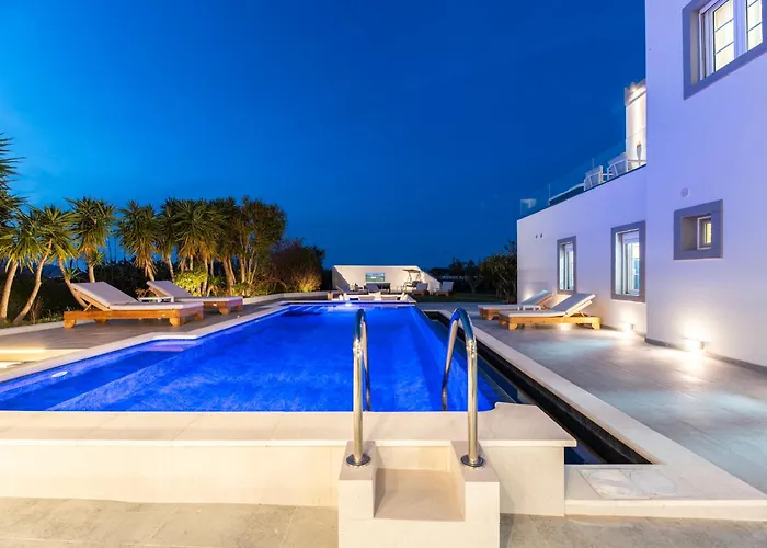 Irene Royale - Pool - Sea View - Free Cruise Tigaki