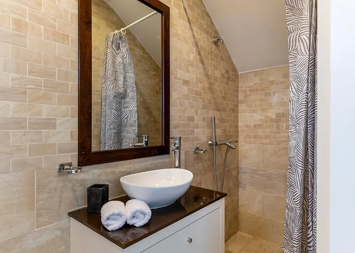 Irene Royale - Pool - Sea View - Free Cruise *