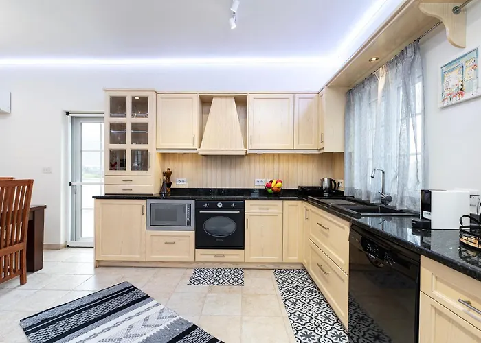 Irene Royale - Pool - Sea View - Free Cruise Villa Tigaki