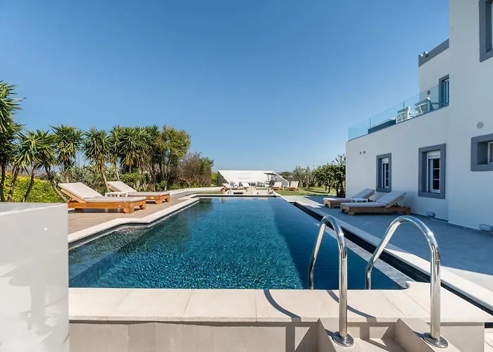 Irene Royale - Pool - Sea View - Free Cruise