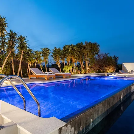 Villa Irene Royale - Pool - Sea View - Free Cruise Tigaki