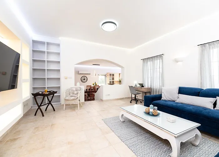 Irene Royale - Pool - Sea View - Free Cruise Tigaki