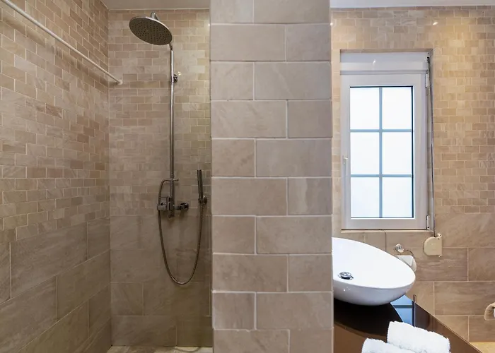 Irene Royale - Pool - Sea View - Free Cruise