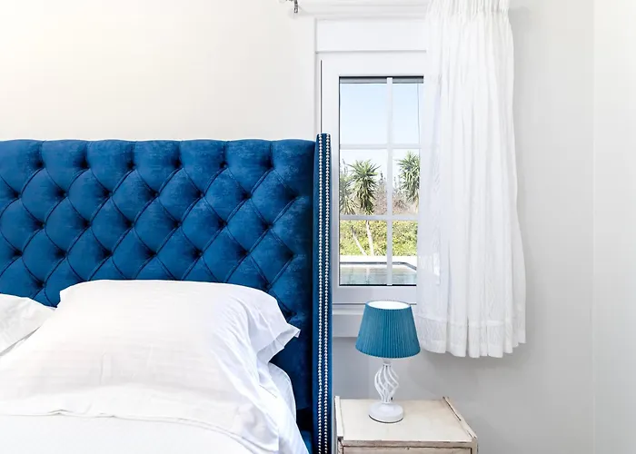 Irene Royale - Pool - Sea View - Free Cruise Tigaki